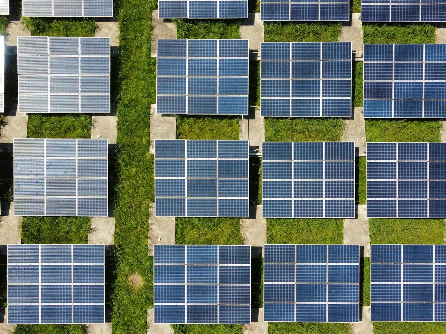 white and blue solar panels
